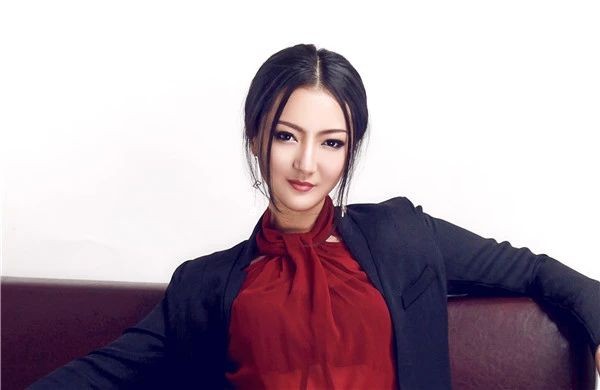 女神设计师李想