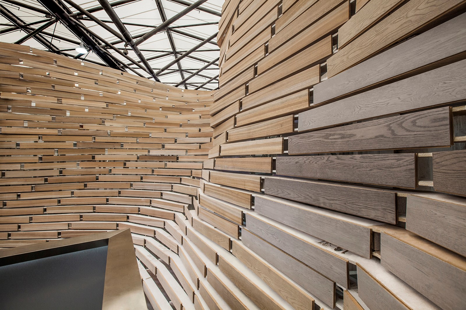 久盛木地板主题展厅,上海 / 堂晤设计