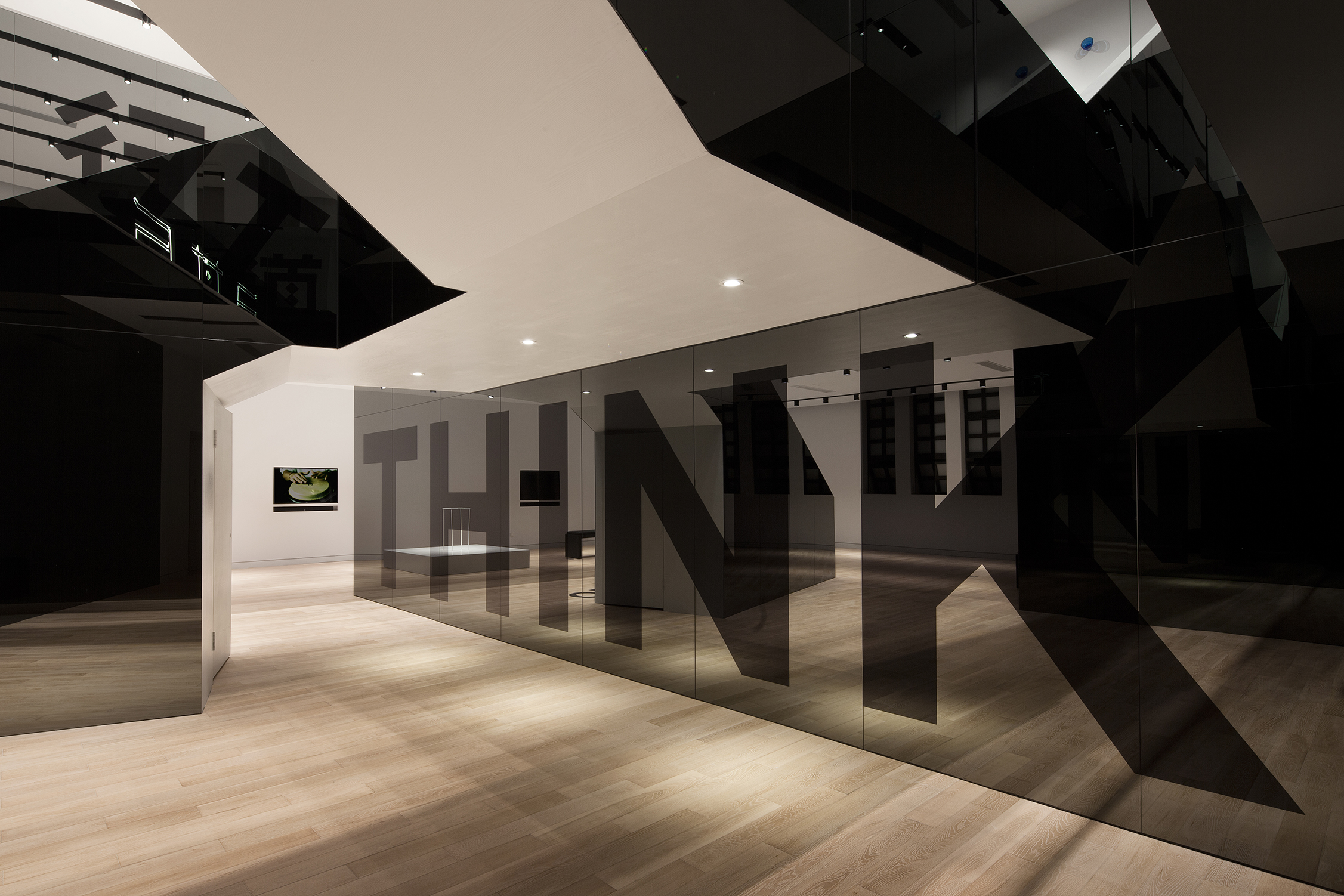 design wing at the shanghai museum of glass