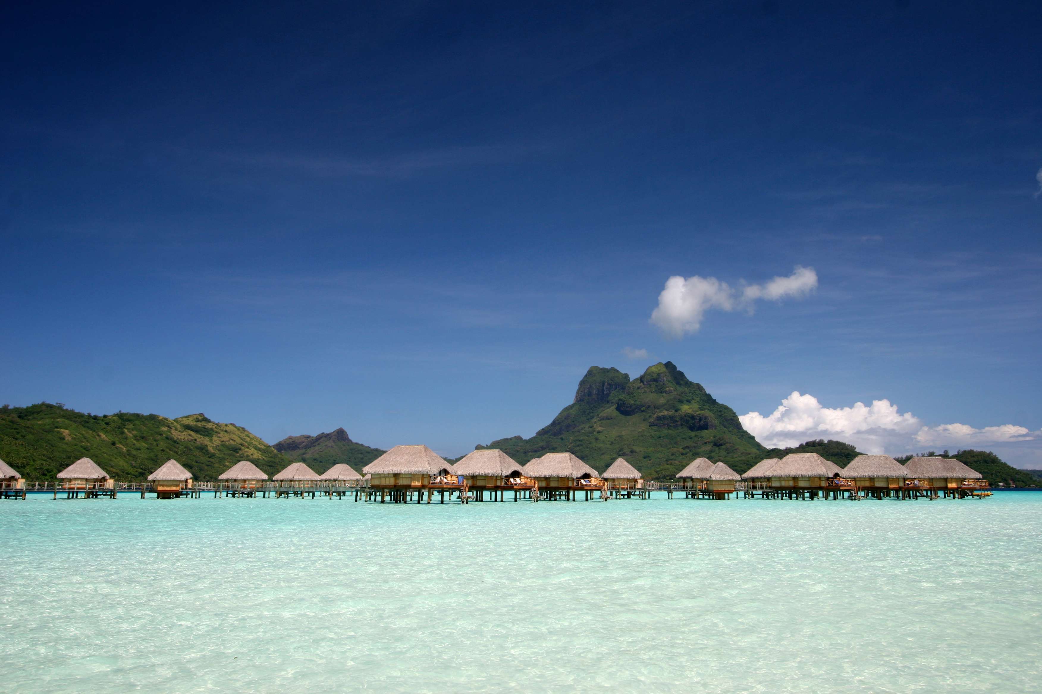 波利尼西亚珍珠海滩度假村