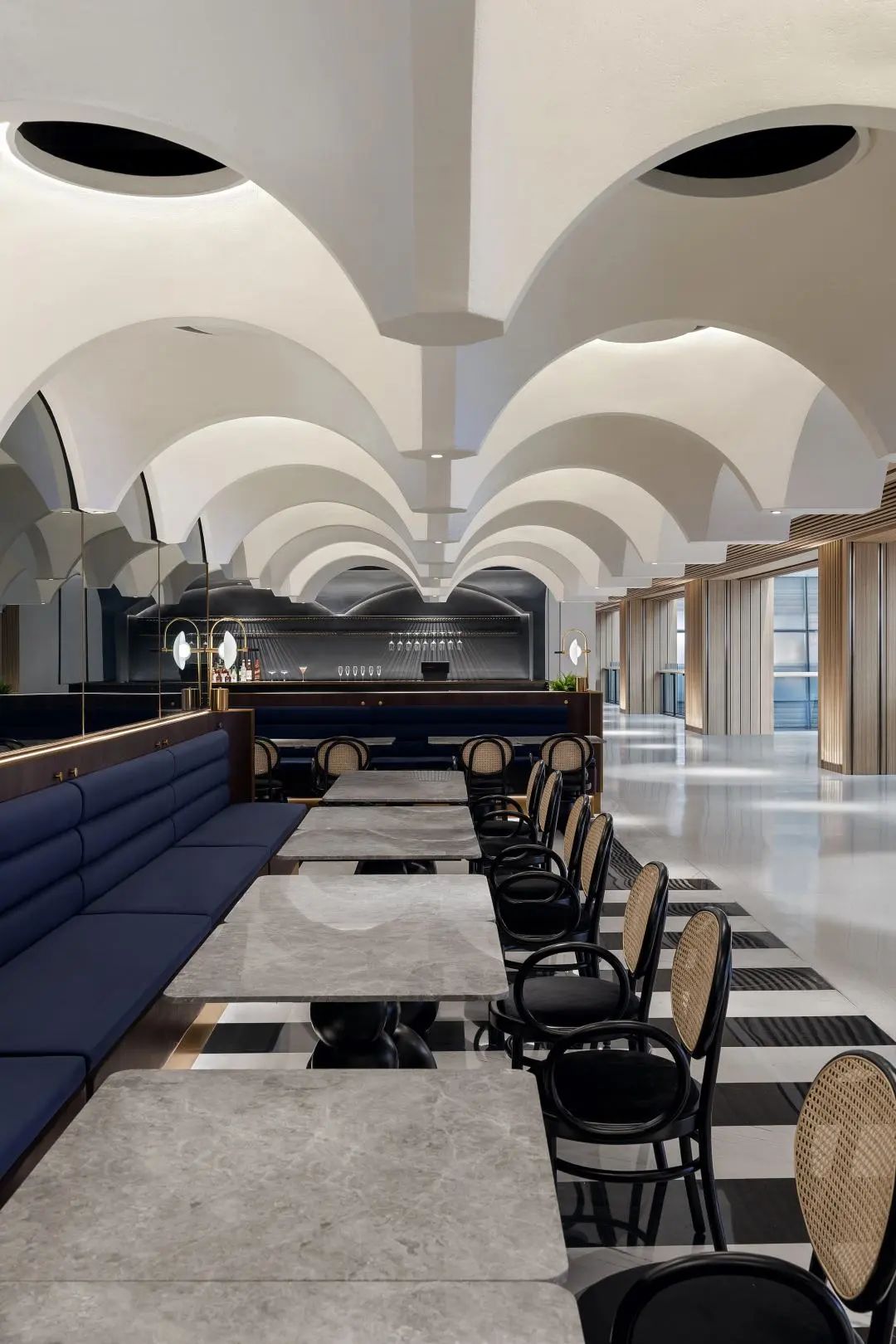 首发 得德设计:用42个连续穹顶的叙事法打造一个欢聚空间