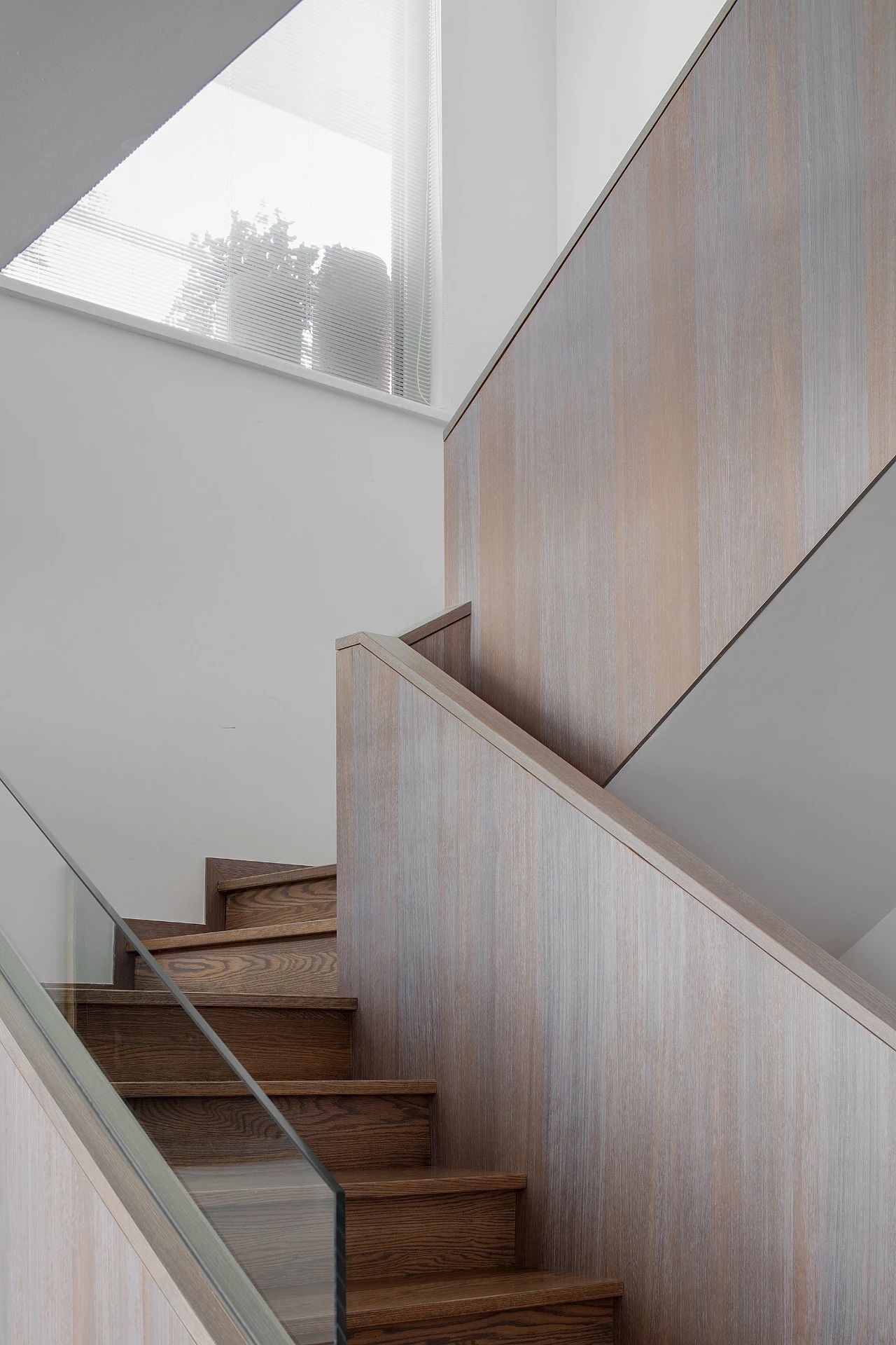 极简白 原木,于简洁中找寻不一样的情感体验!