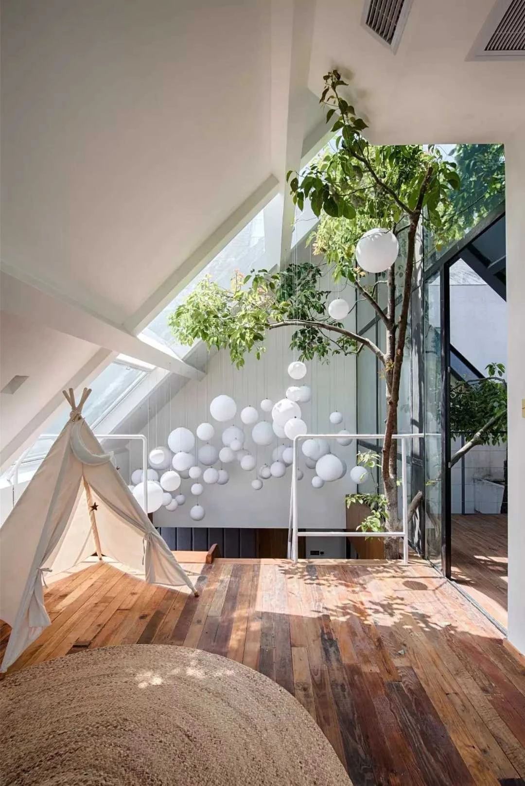 邂逅女神节!轻奢钻石房美到窒息,疫情后"小树林"目测要排队打卡!