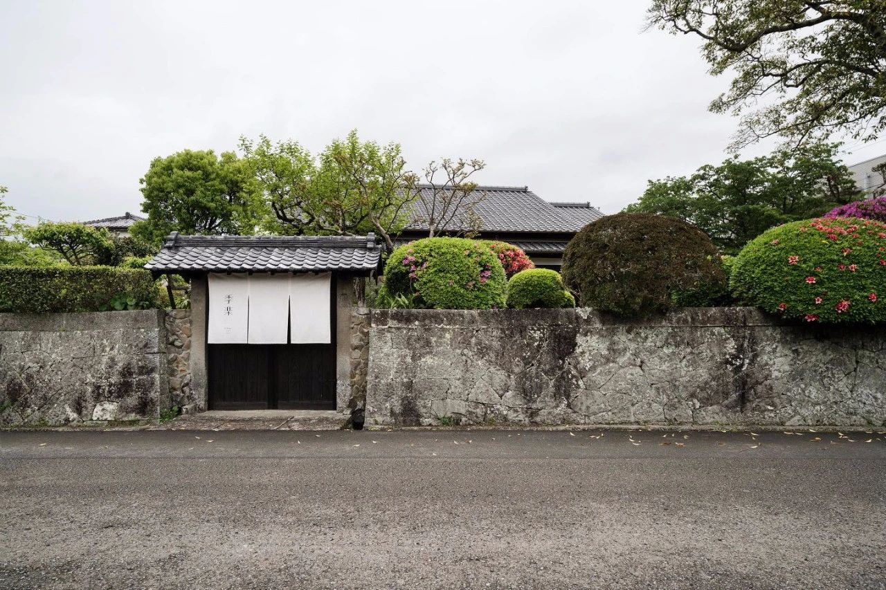 140 年武士府邸改侘寂旅馆,安静祥和才是日式的精髓!